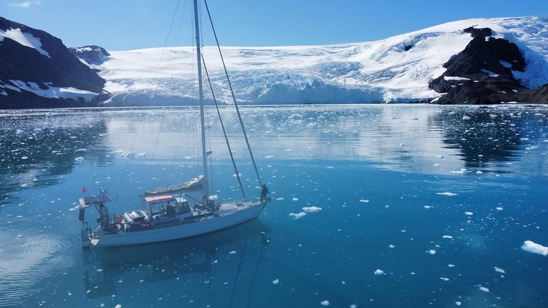 Épica travesía en velero desde Murcia a la Antártida
