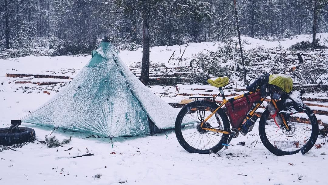 De Ushuaia al Ártico: Un épico viaje en bicicleta por toda América  